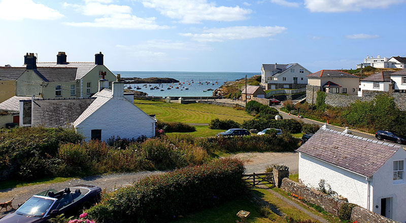 x trearddur bay